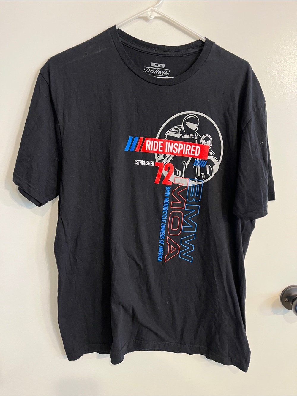 Men’s size large traders  BMW MOA Motorcycle Tee Shirt